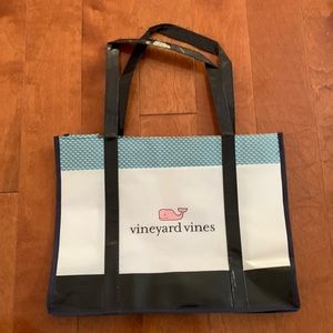 Vineyard vines tote/shopping bag Like New